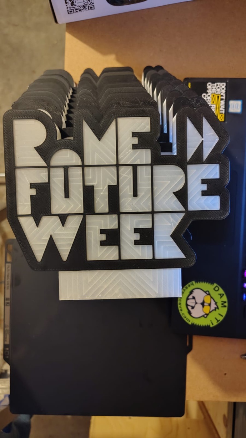 La serie dei premi Rome Future Week stampati in 3D, pronti per l'evento